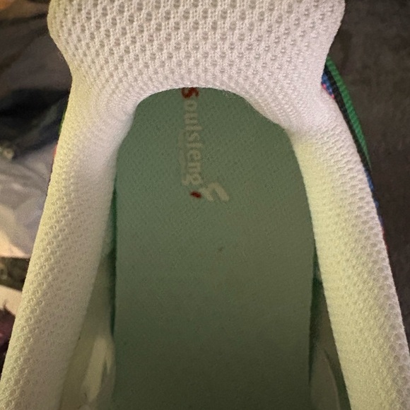 White and Green Sneakers - Picture 2 of 5